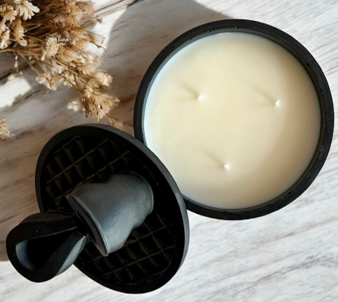 Bow candle