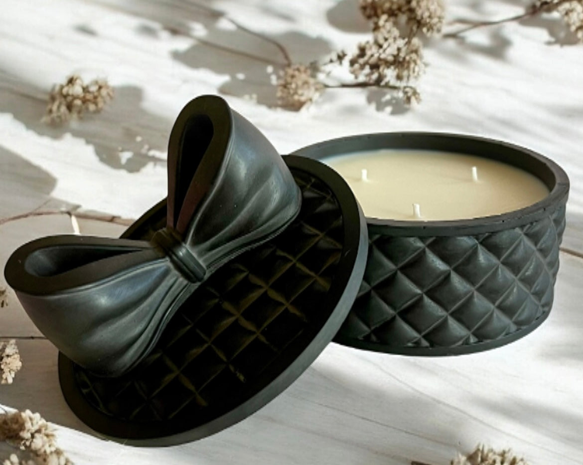 Bow candle