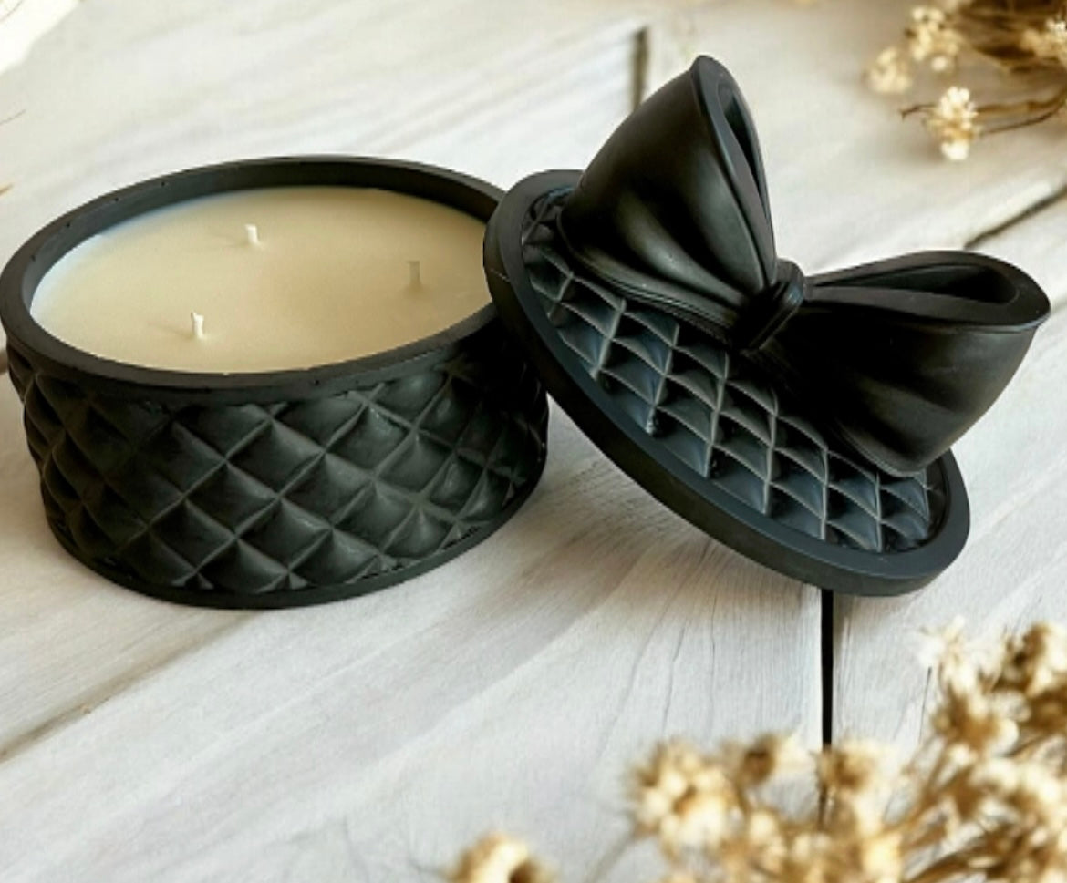 Bow candle