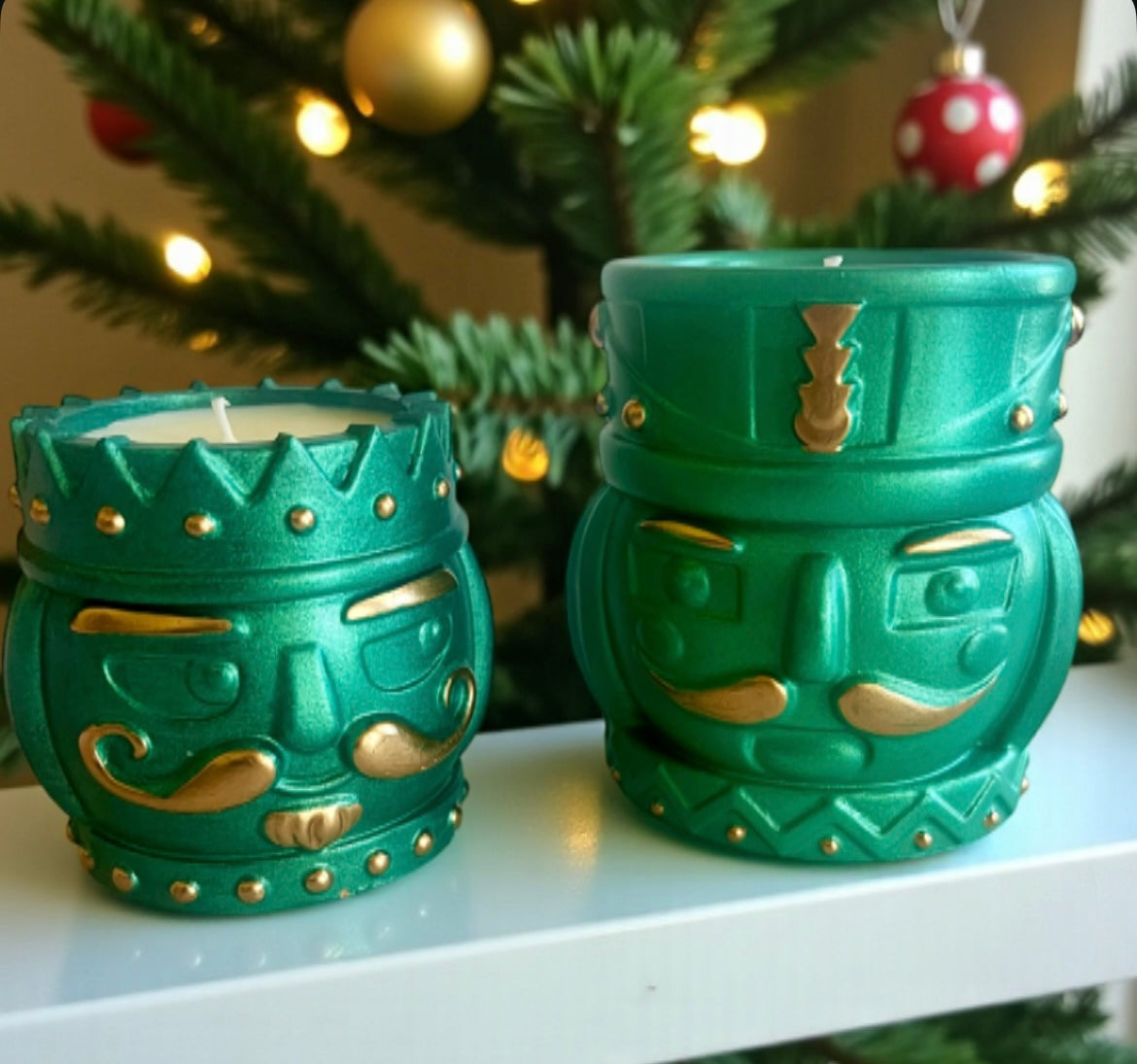 Red & Gold nutcracker (small)