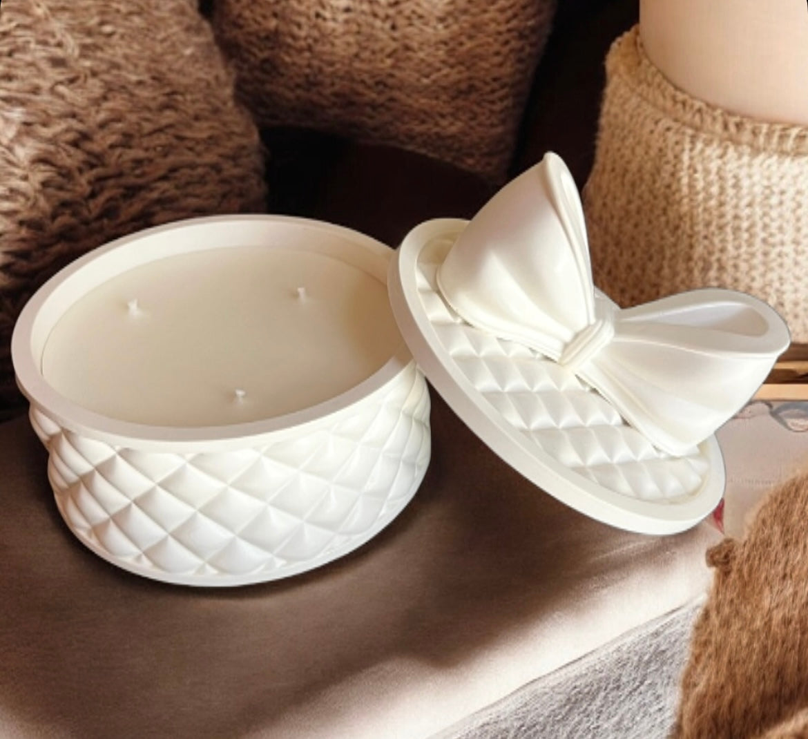 Bow candle