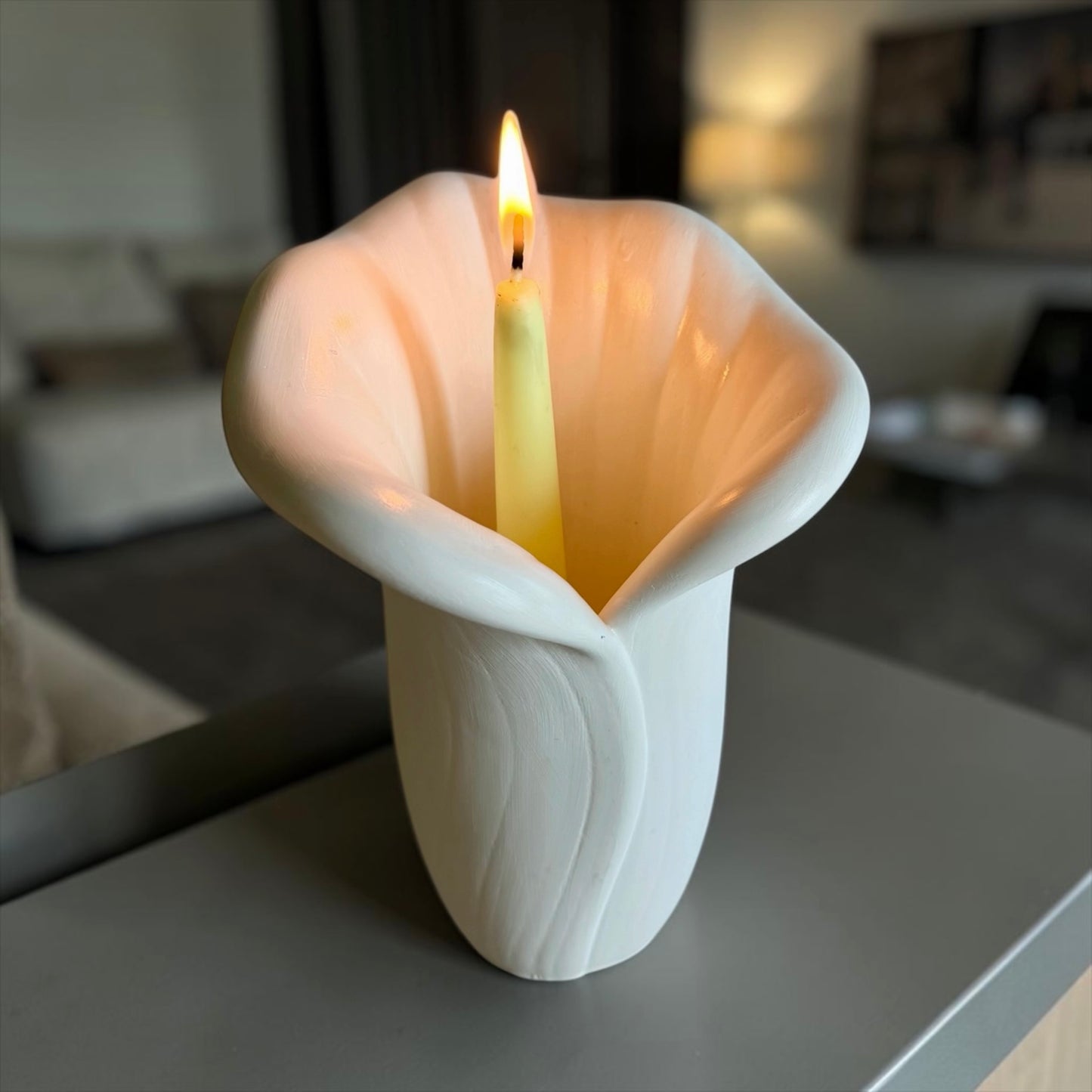 Handmade white flower with candle set
