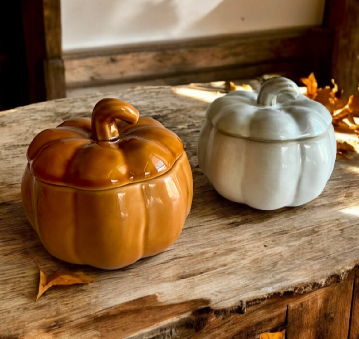 Small pumpkin with lid