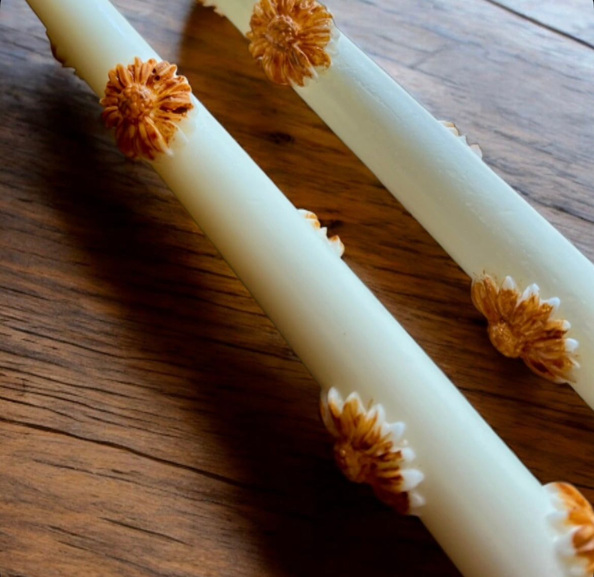 Taper flower set of 2 candles