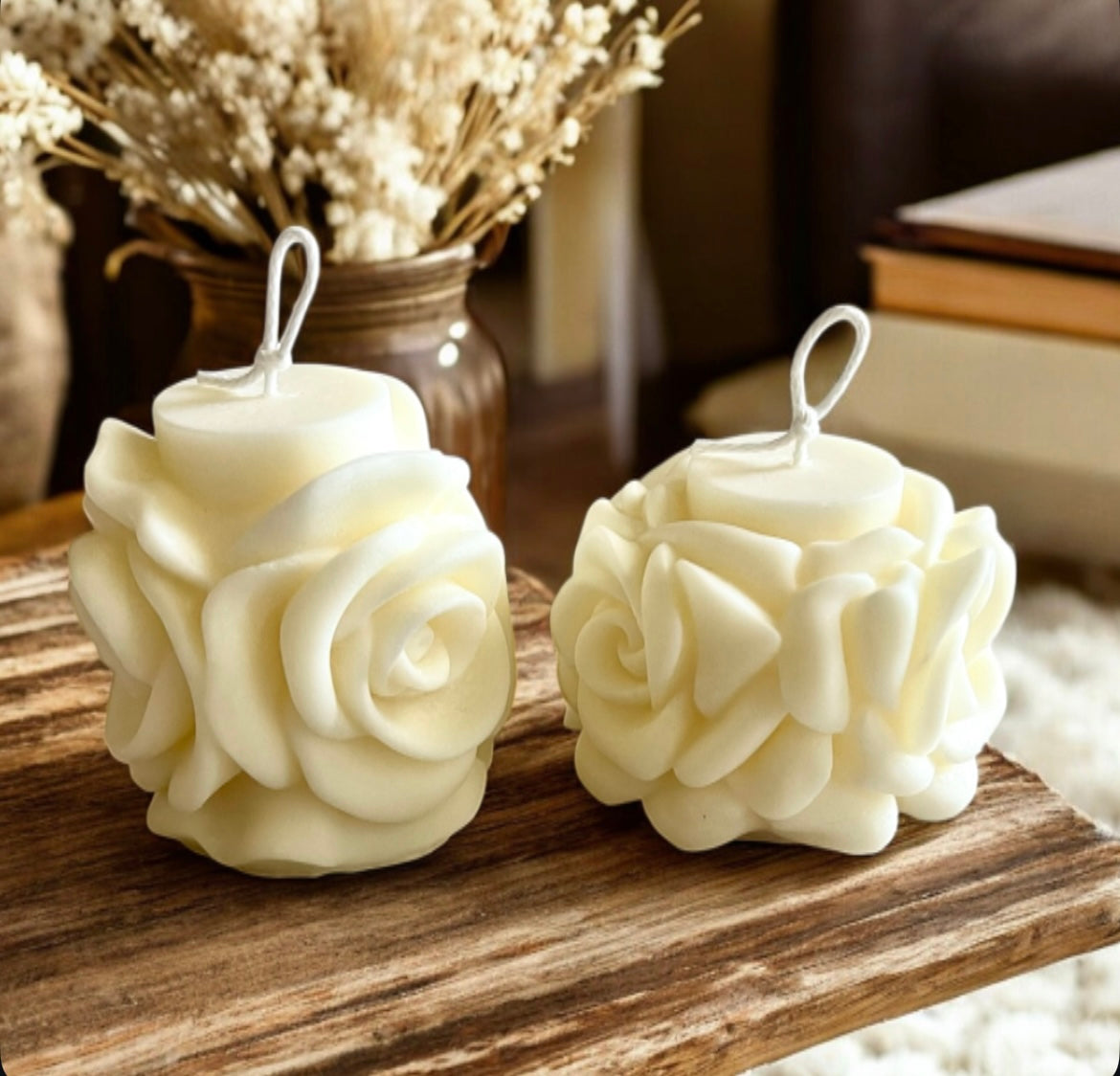 Pillar roses set (2 candles)