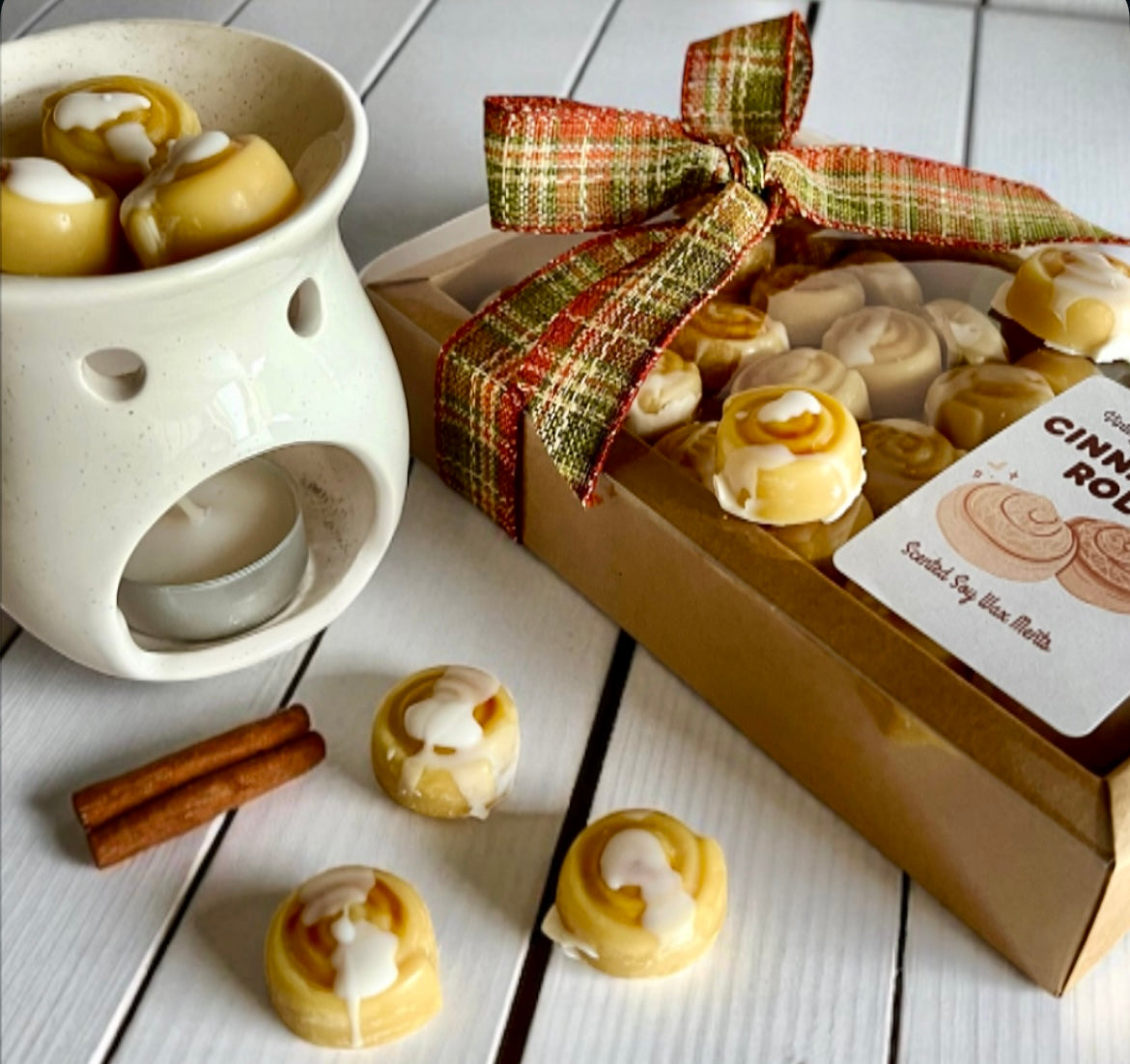 Cinnamon rolls wax melts set
