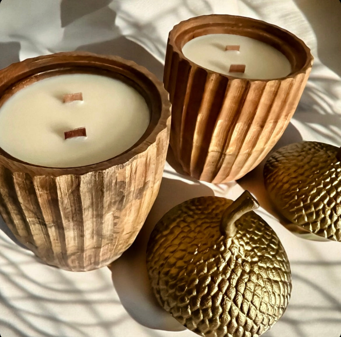 Wooden acorn with lid