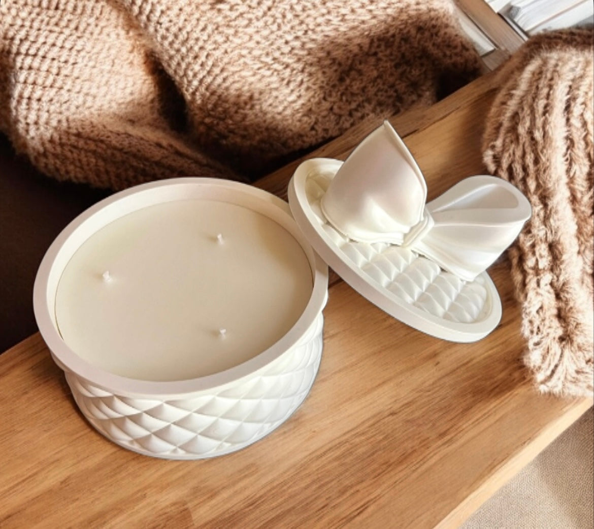Bow candle