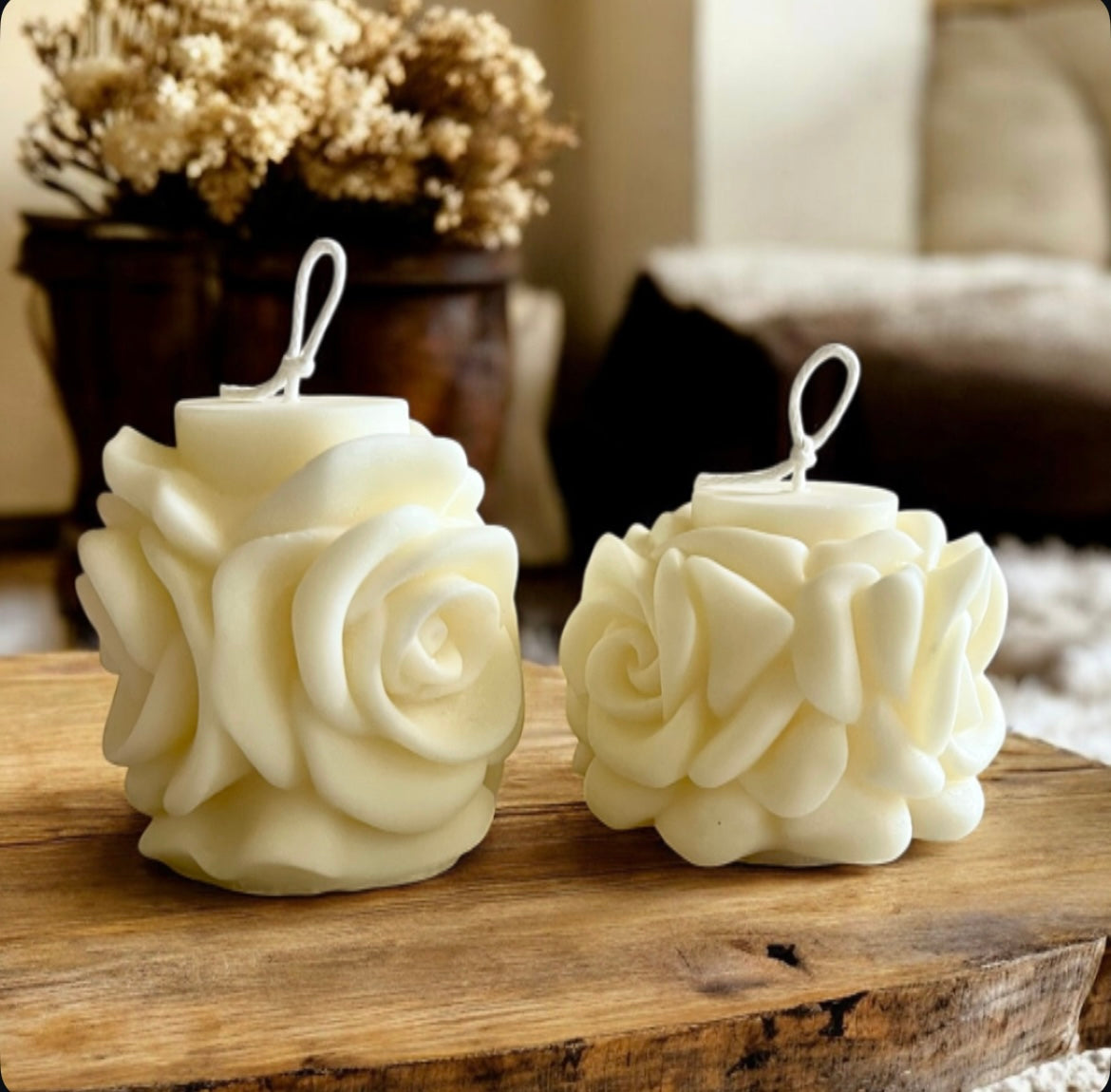 Pillar roses set (2 candles)