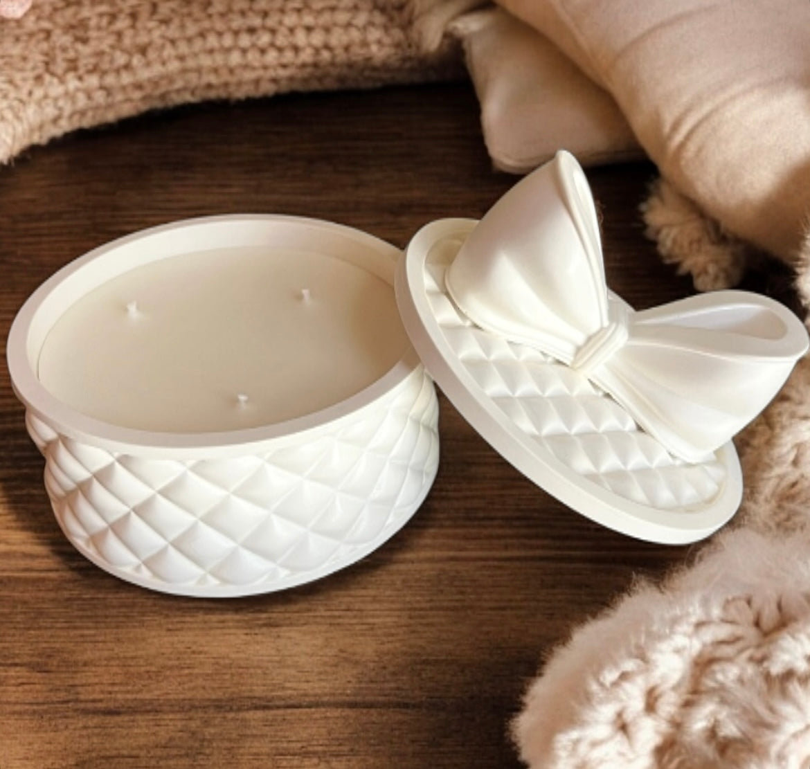 Bow candle