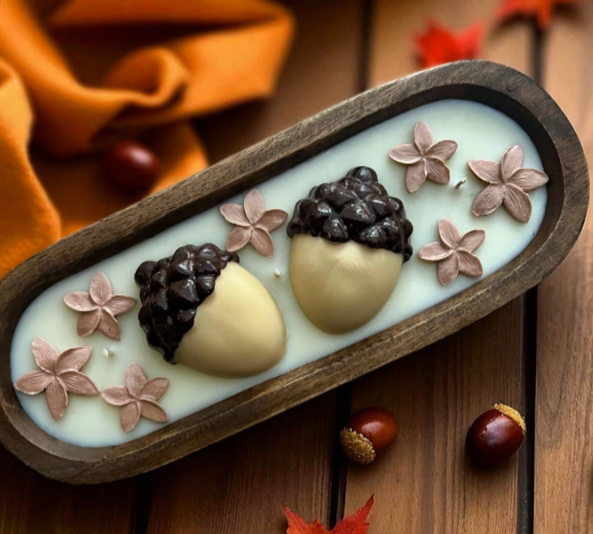 Acorns fall vibes