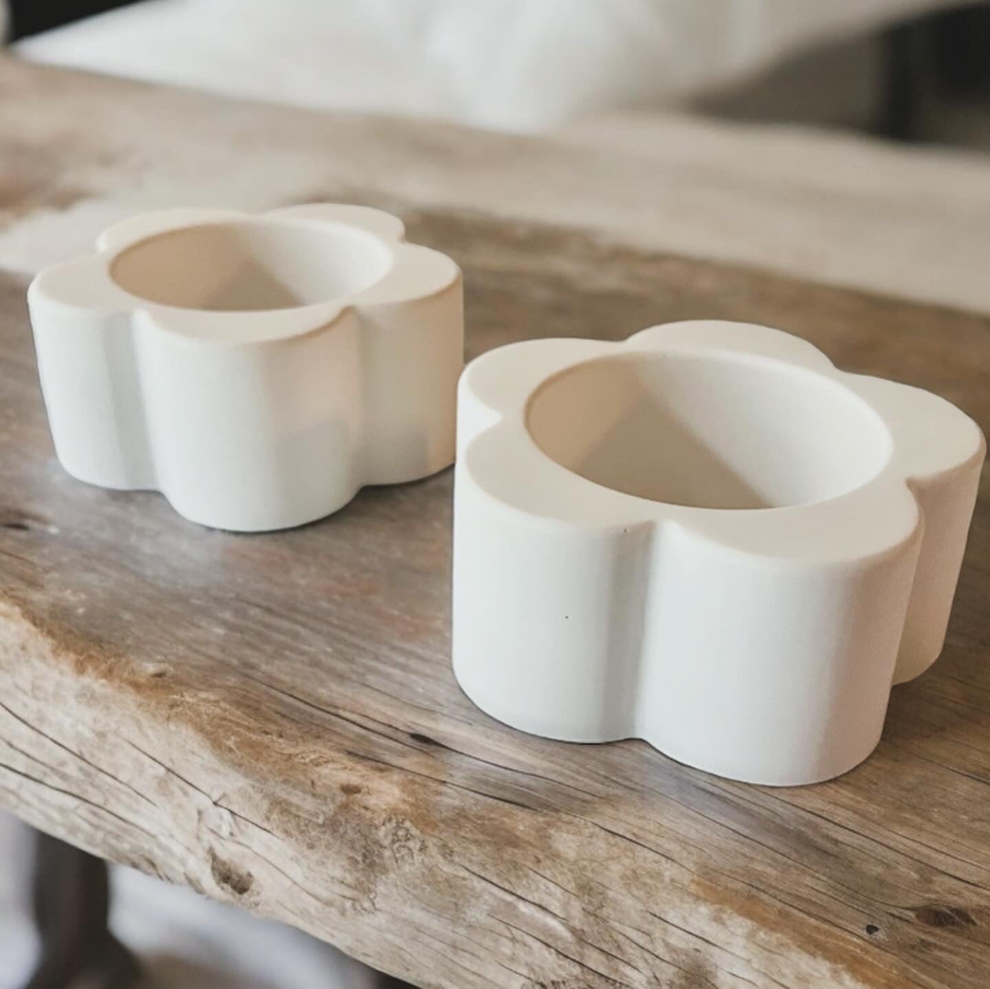 Spring candle holder set