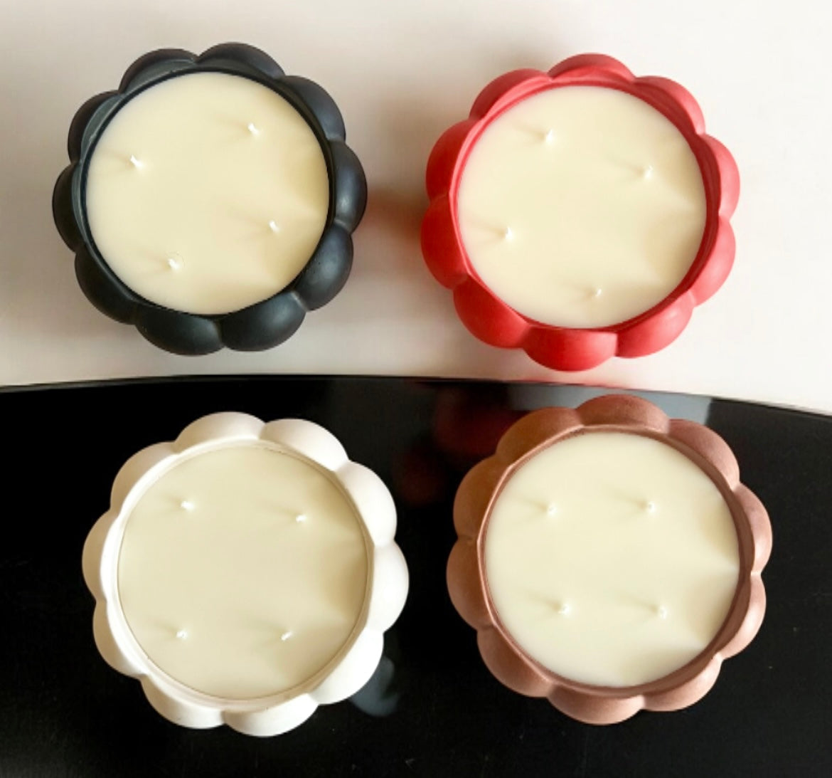 Round wavy candle