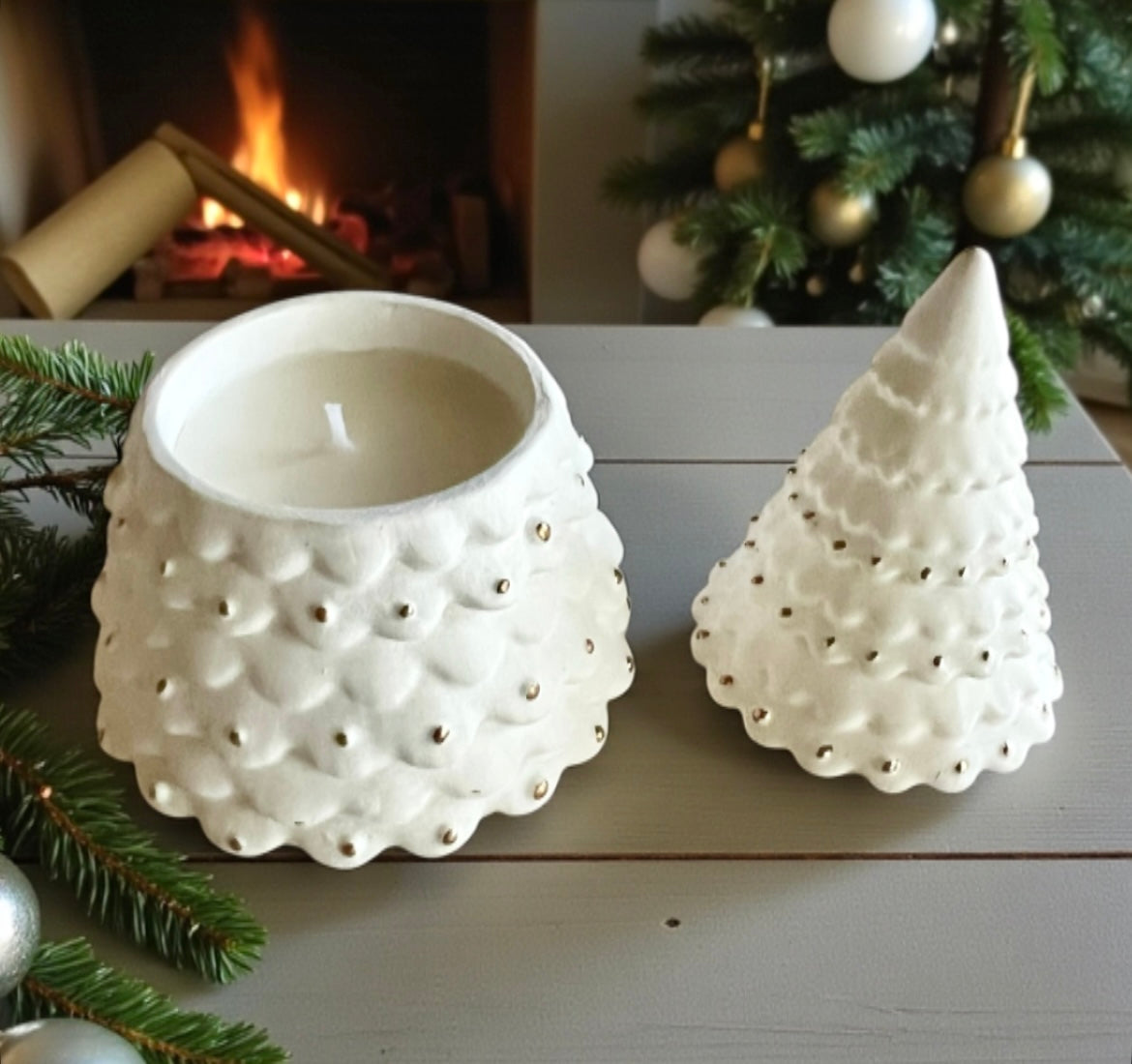 Christmas tree with lid