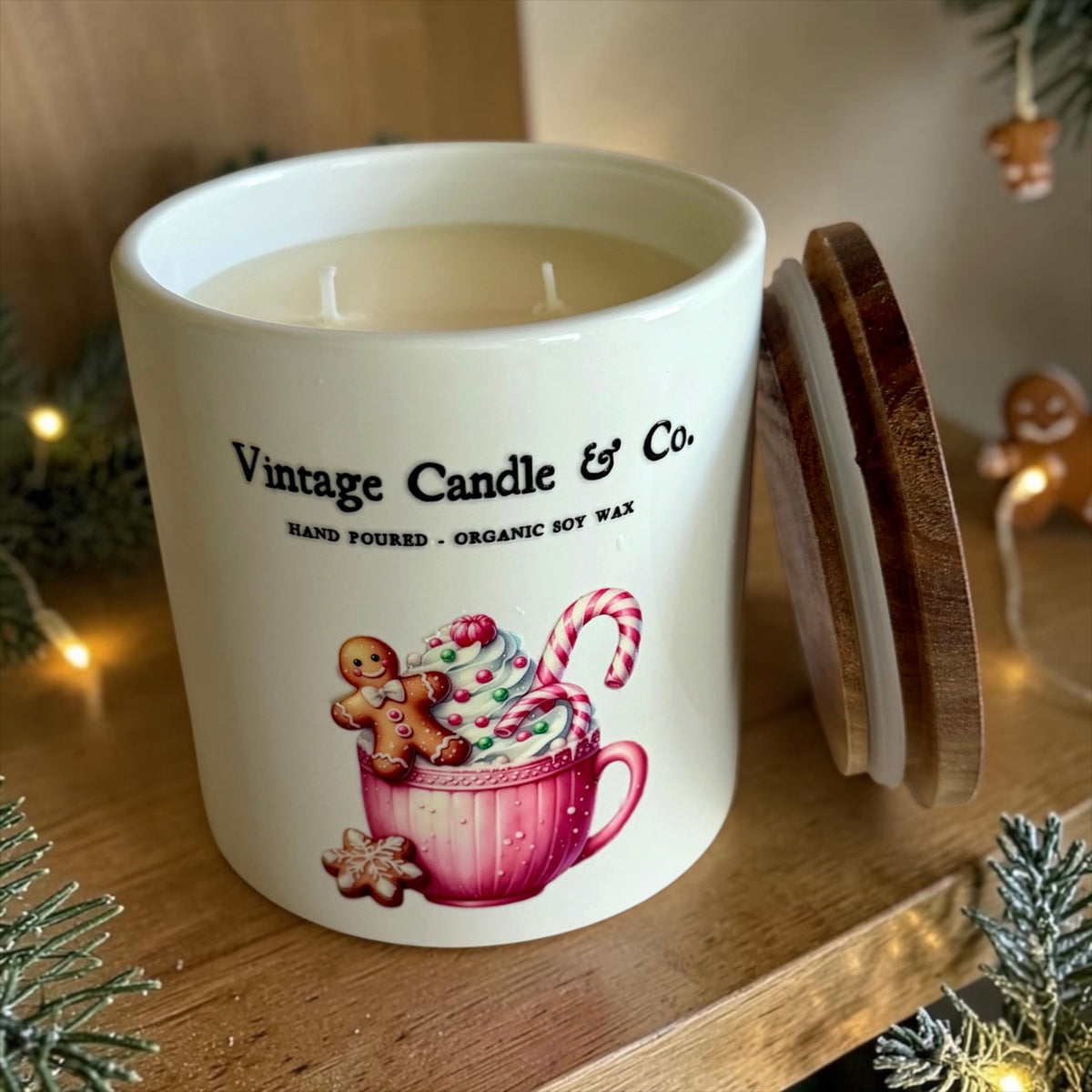 Sweet & Cute Christmas Candle with Wooden Lid