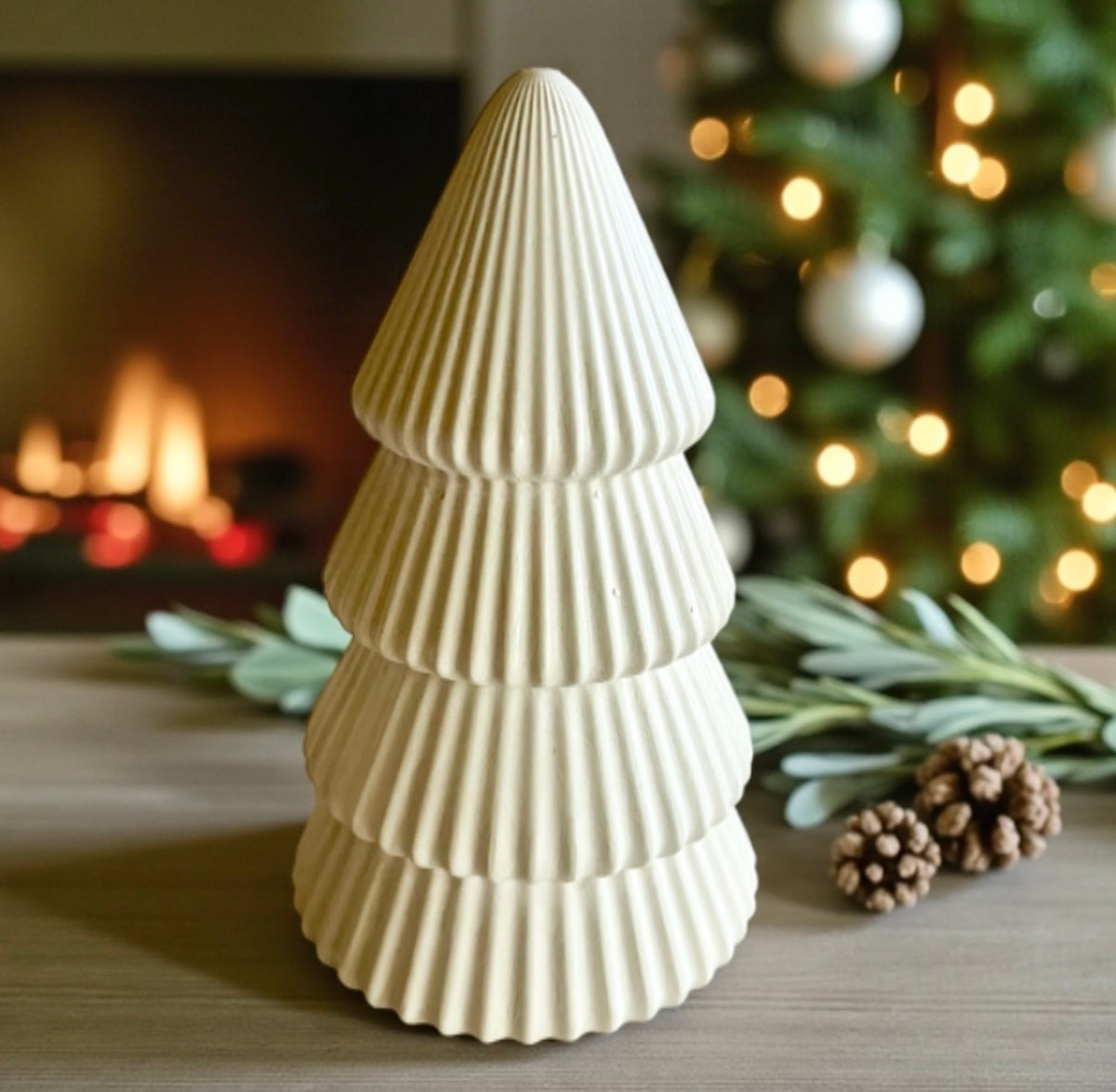 Handmade Christmas tree with lid