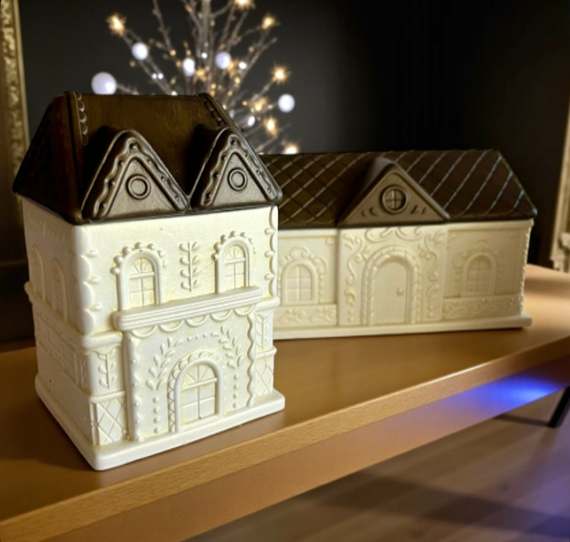 Christmas cottage (large)