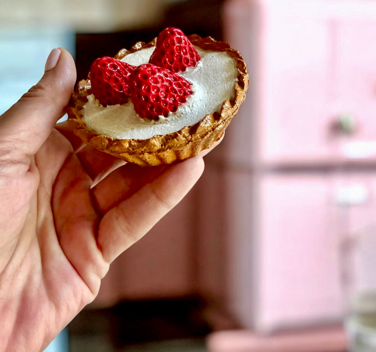 Strawberry tart magnet