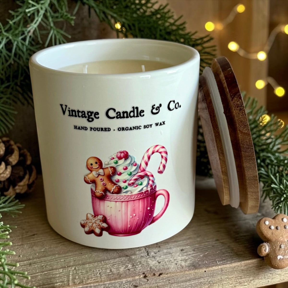 Sweet & Cute Christmas Candle with Wooden Lid
