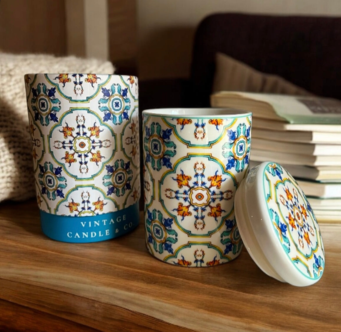 Matching candle + box set
