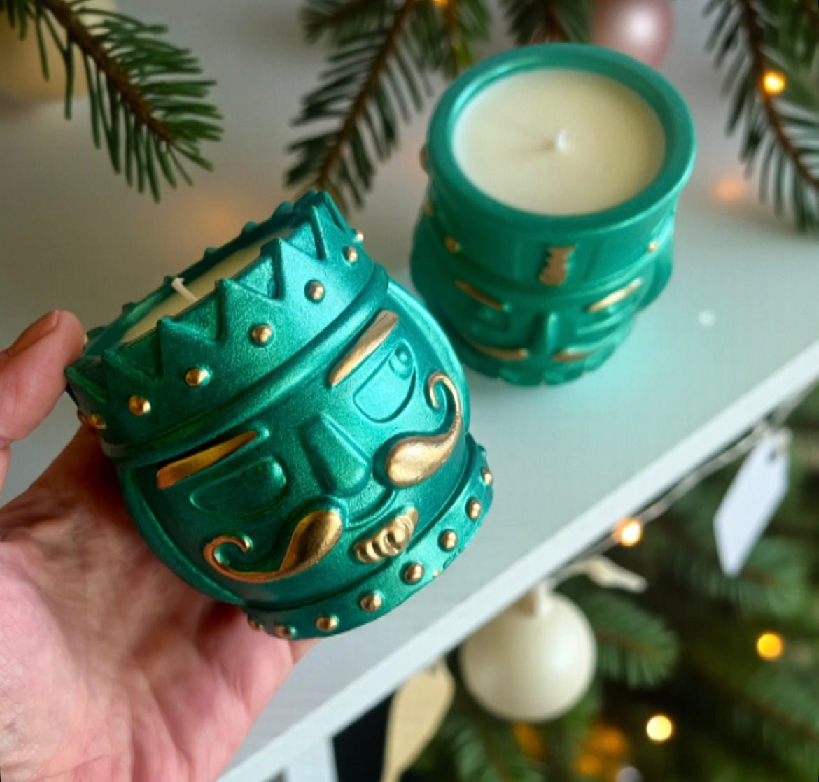 Red & Gold nutcracker (small)