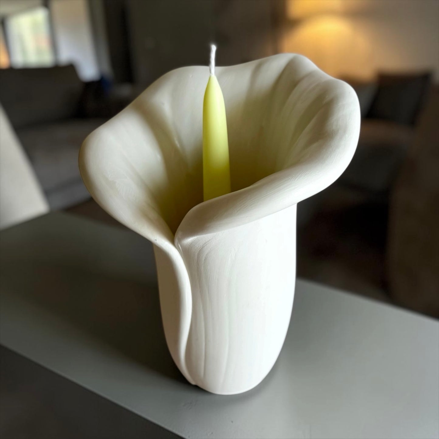 Handmade white flower with candle set