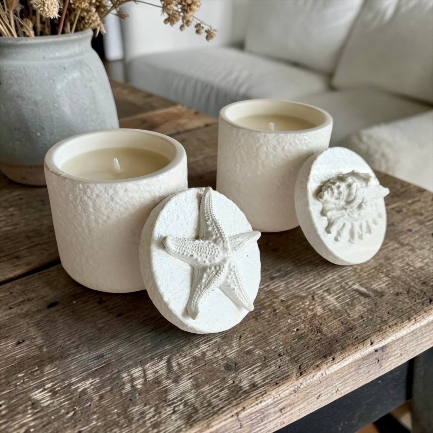 Beach candle with lid
