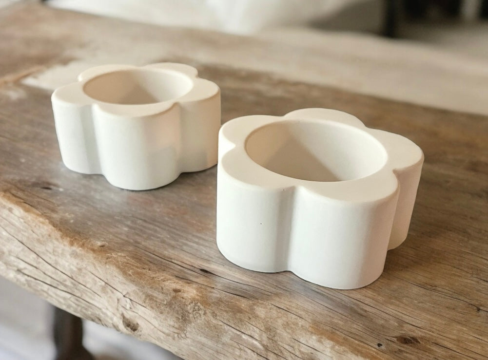 Spring candle holder set