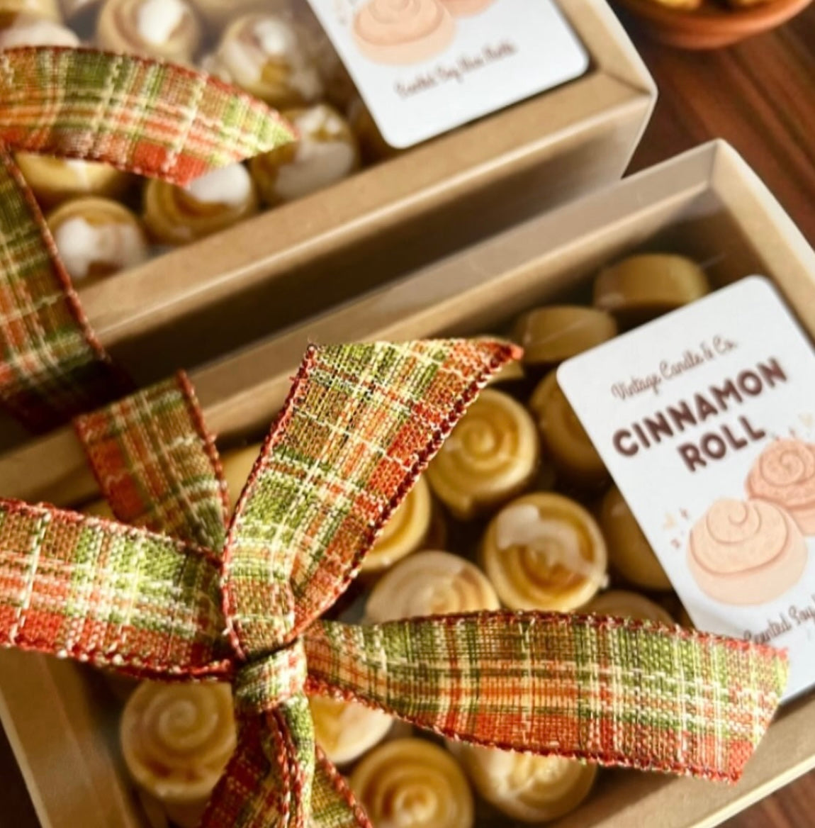 Cinnamon rolls wax melts