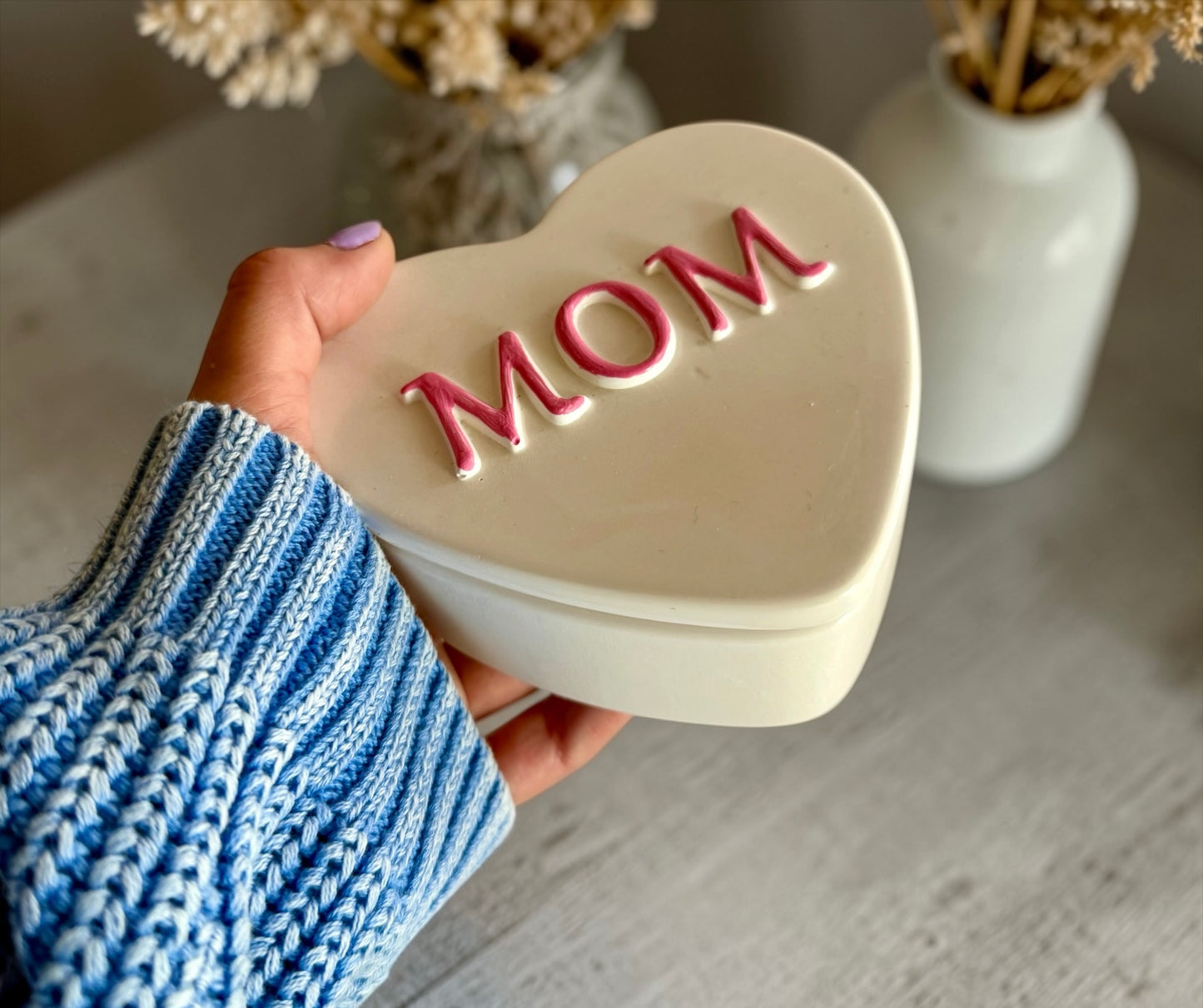 Mom heart with lid