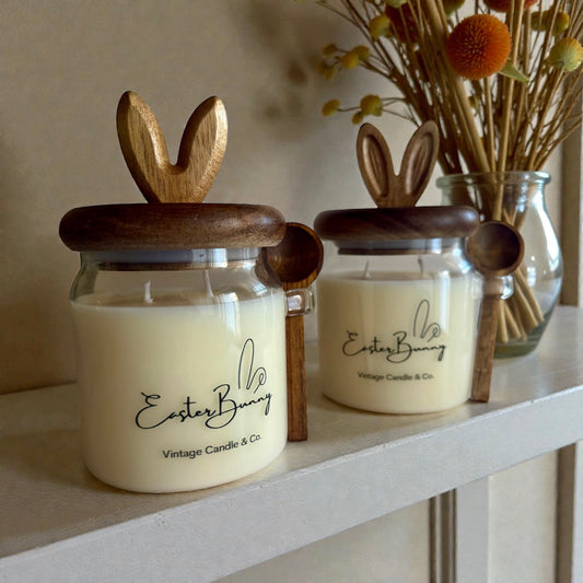 Rustic Easter bunny with lid