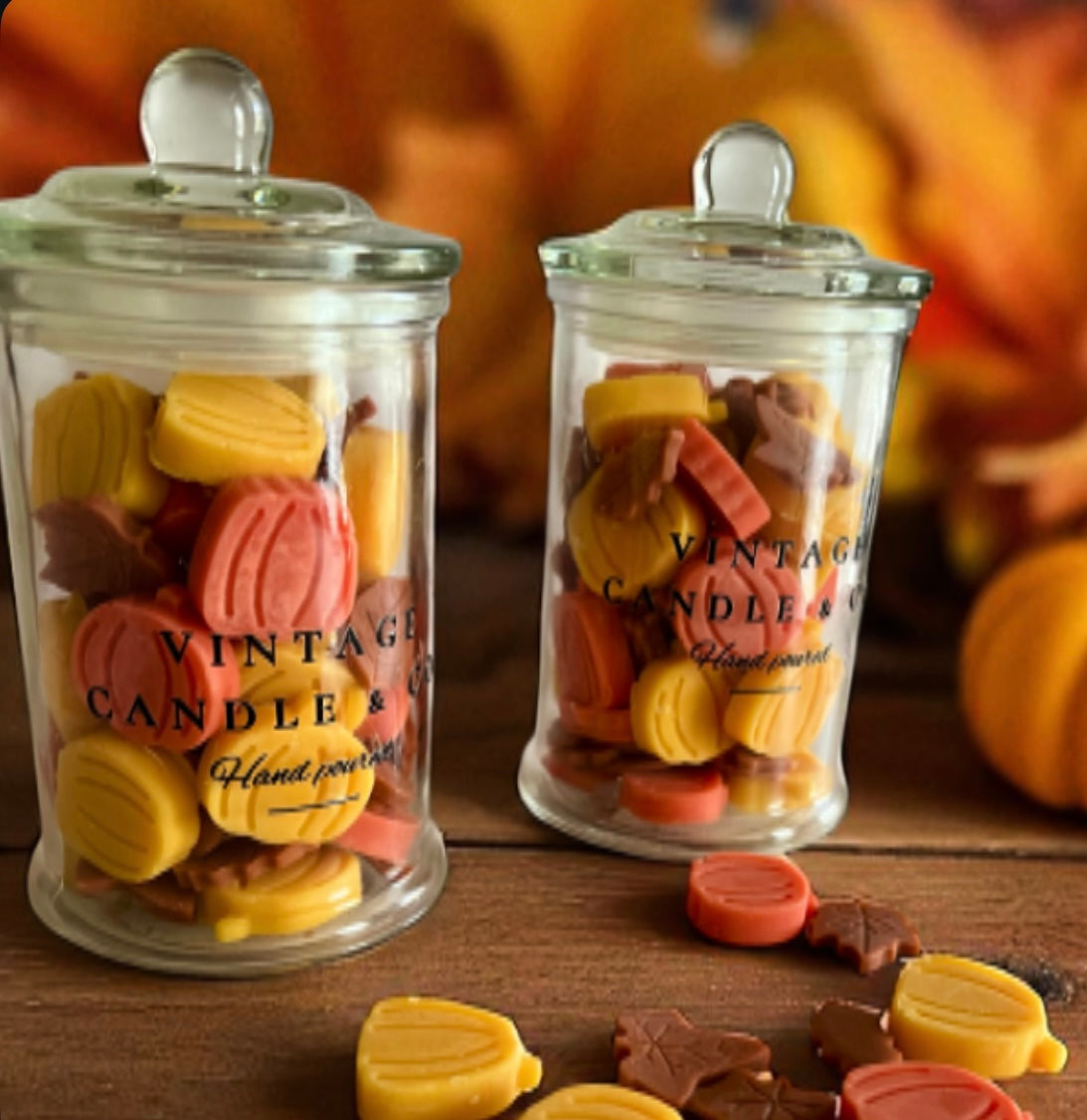 Wax melts in a jar with lid