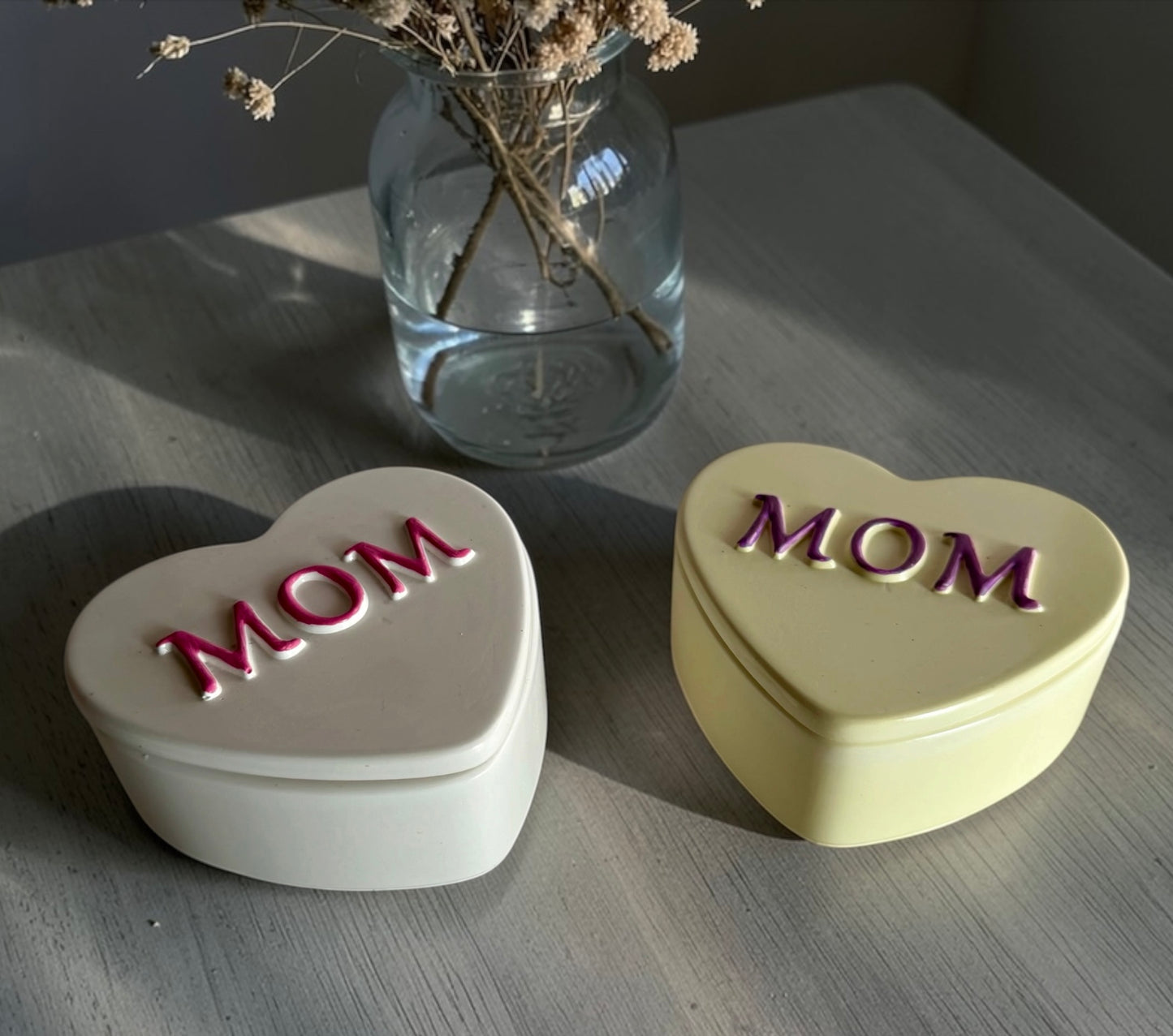 Mom heart with lid