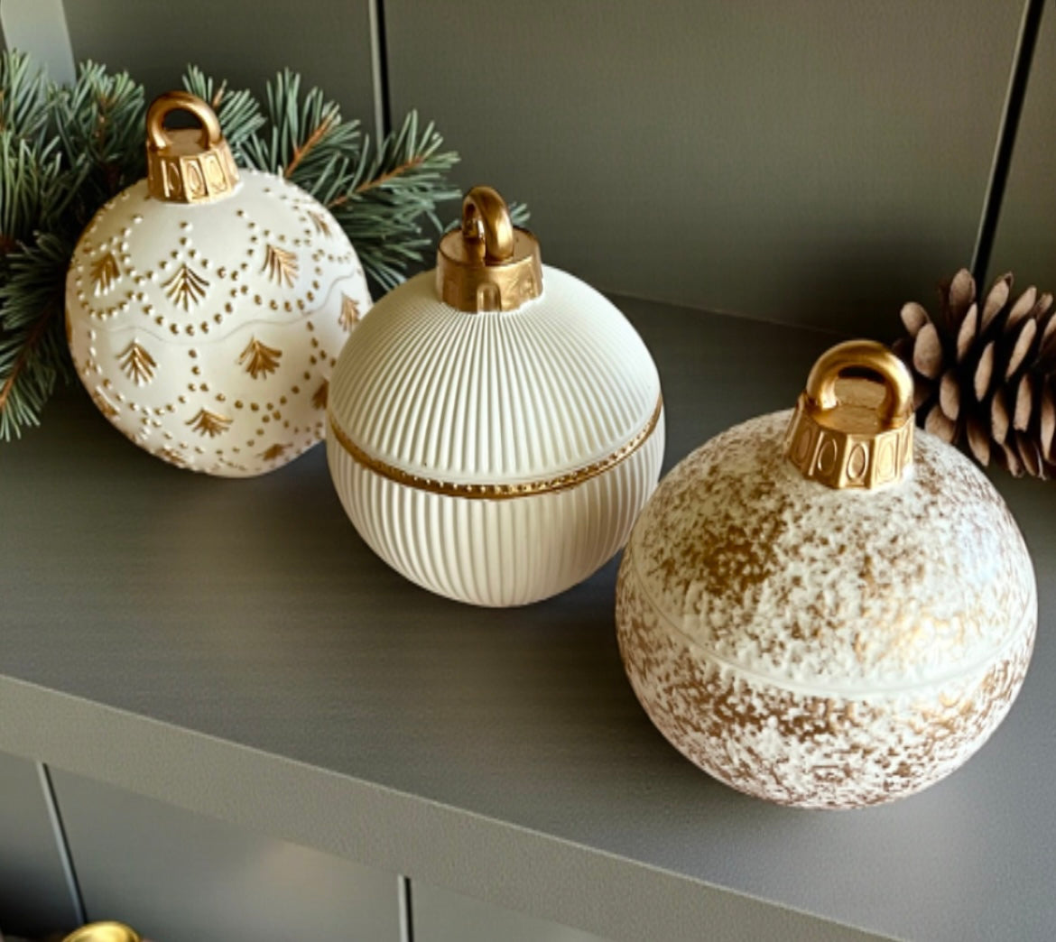 Christmas ornament with lid (price per candle)