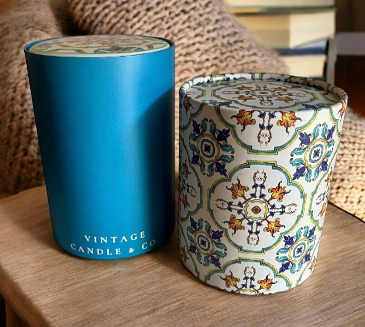 Matching candle + box set