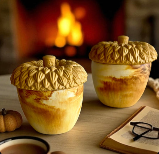 Acorn with lid (large)