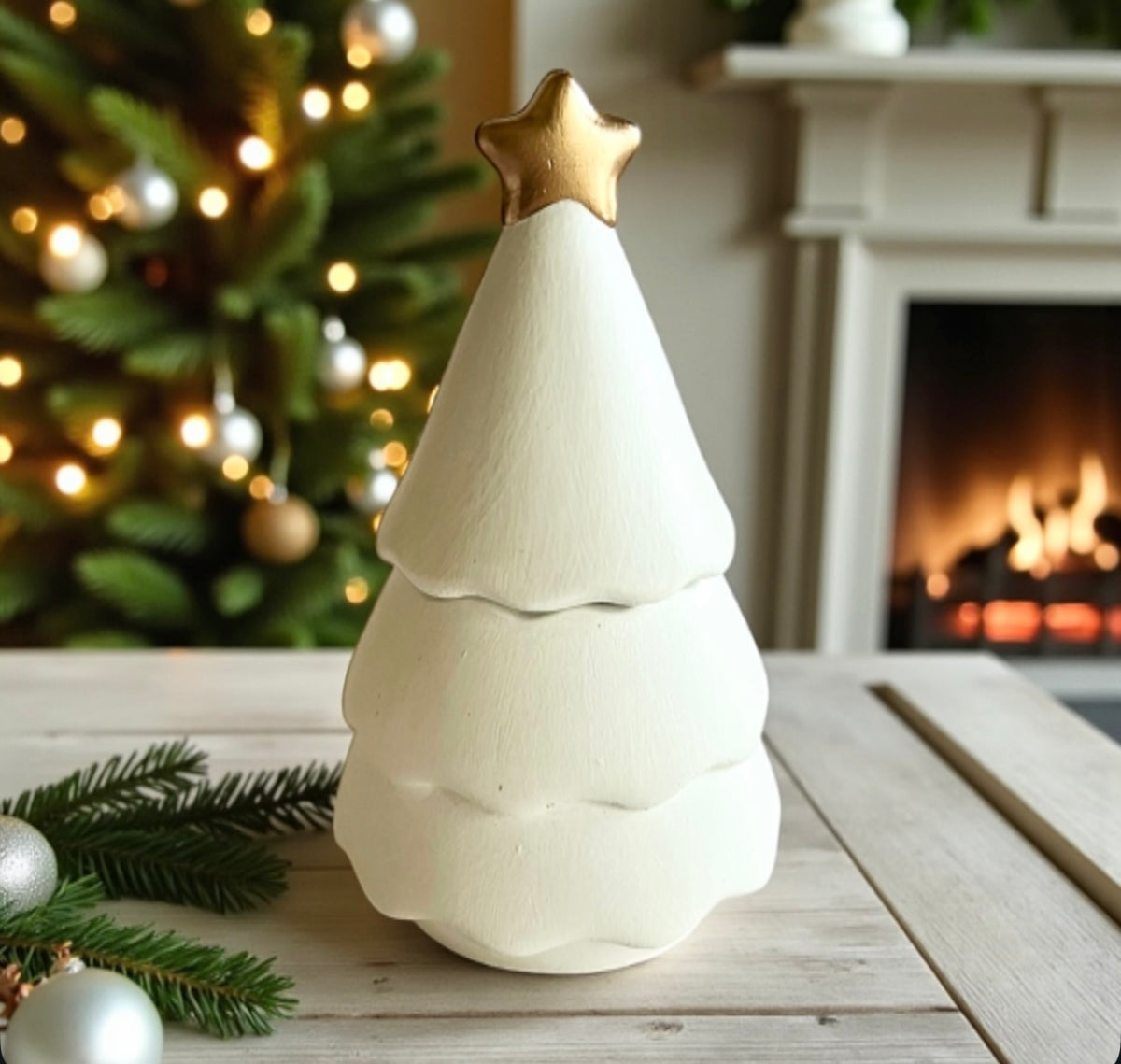 Handmade Christmas tree with lid