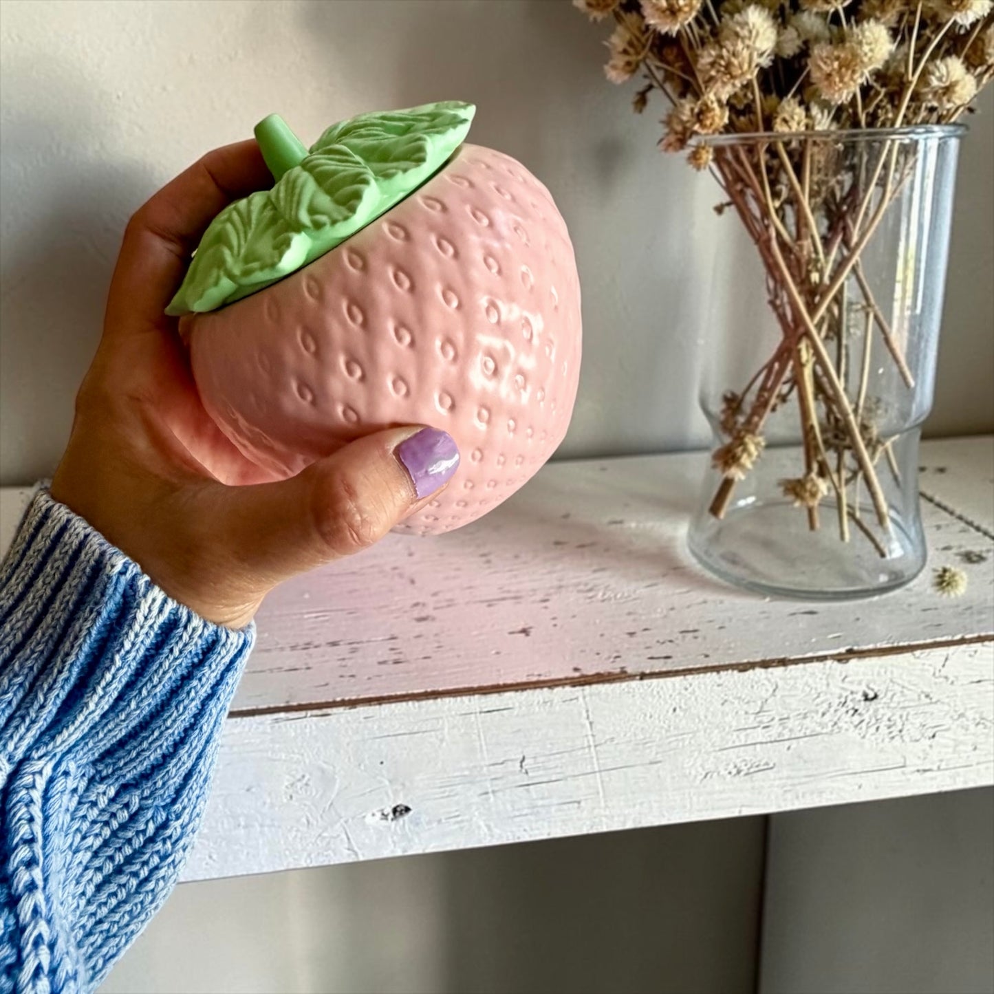 Strawberry with lid