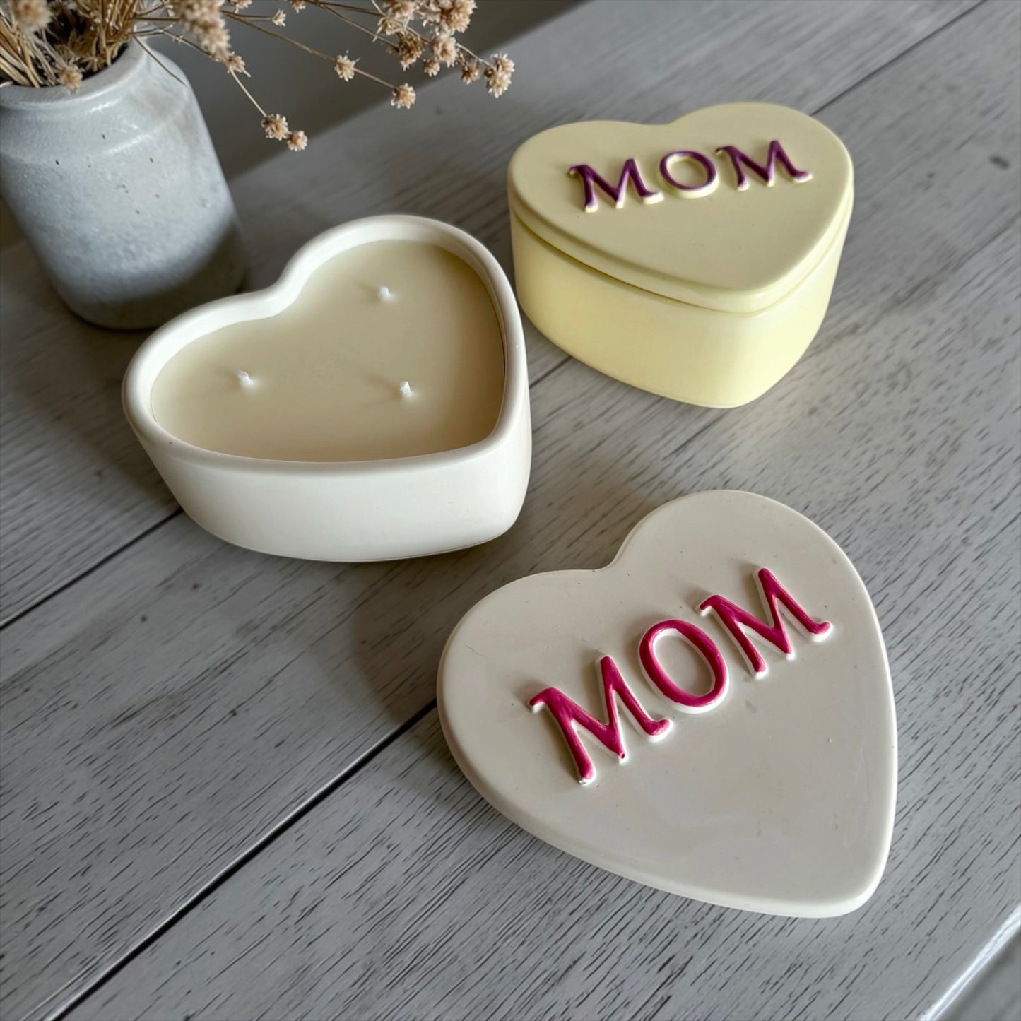 Mom heart with lid