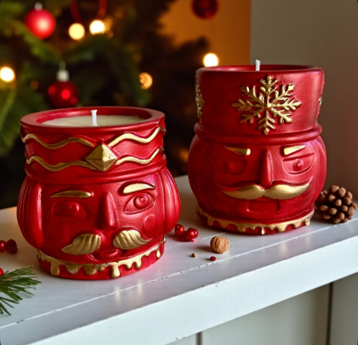 Red & Gold nutcracker (large)