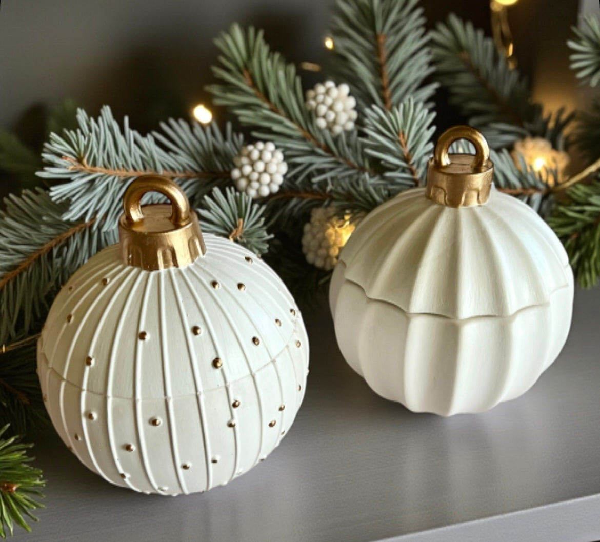 Christmas ornament with lid (price per candle)
