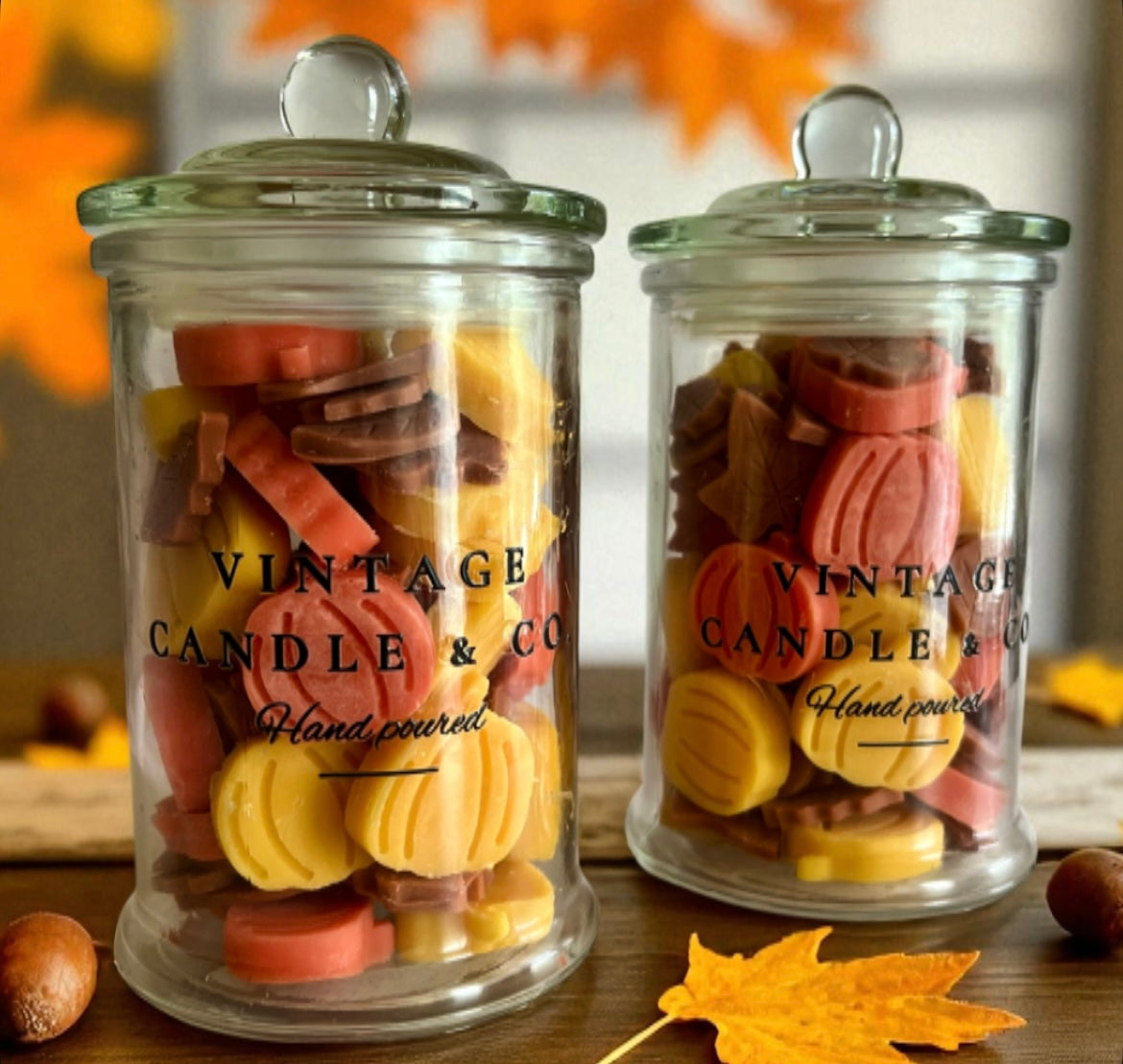 Wax melts in a jar with lid