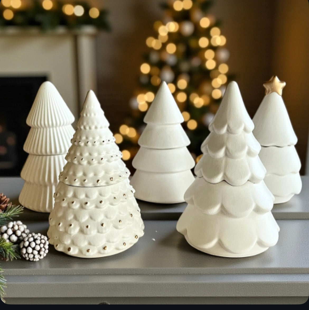 Christmas tree with lid