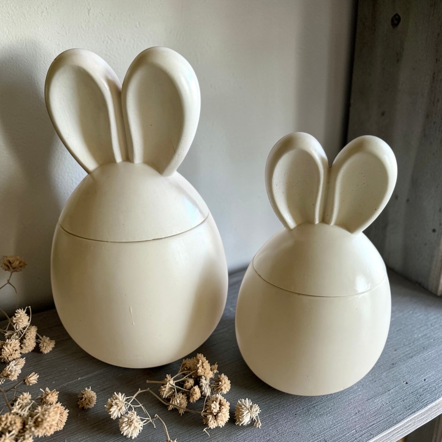 Easter bunny with lid in handmade large (7 Oz.)