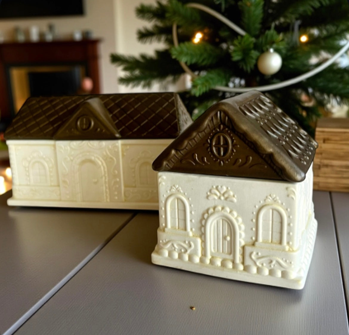 Christmas cottage (large)