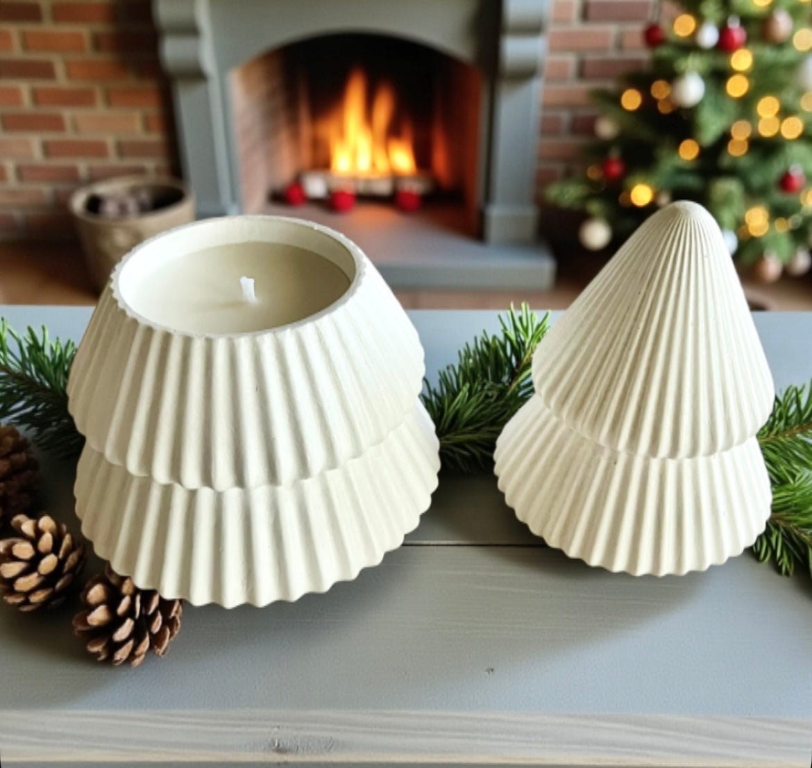 Christmas tree with lid