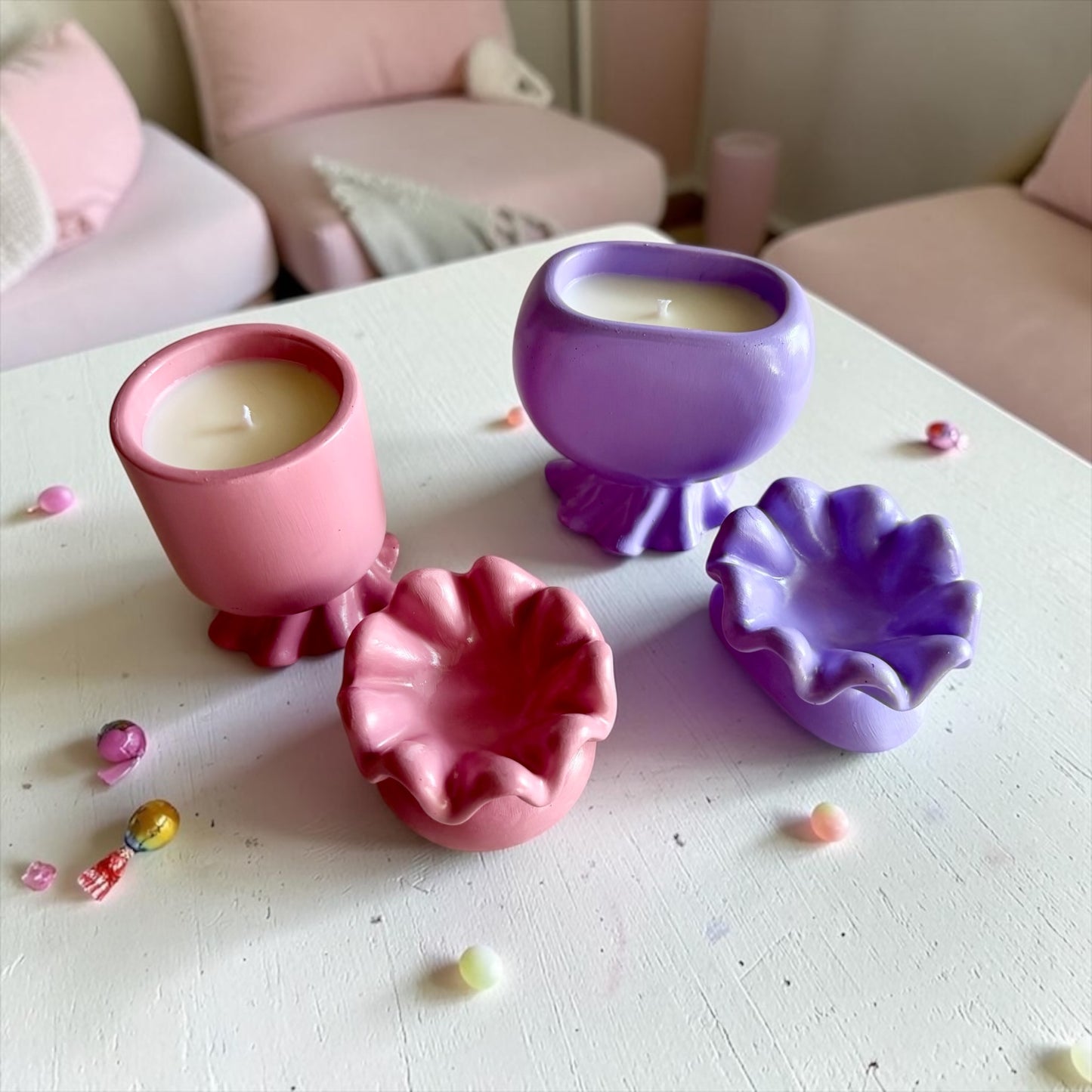 Candy candle with lid