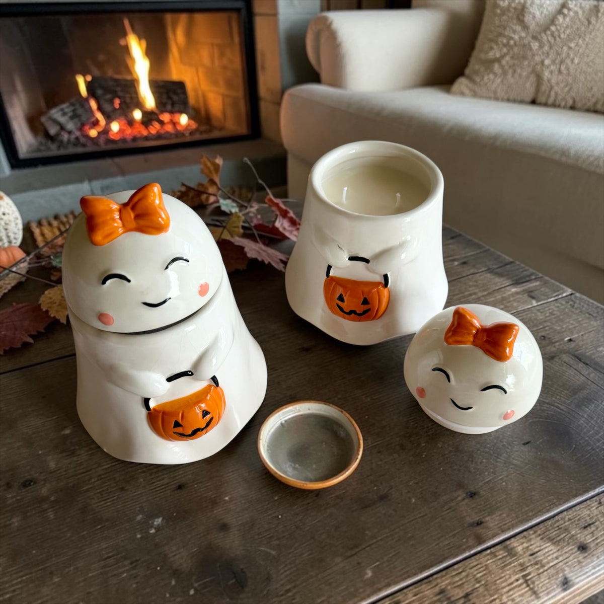 Ghost with lid