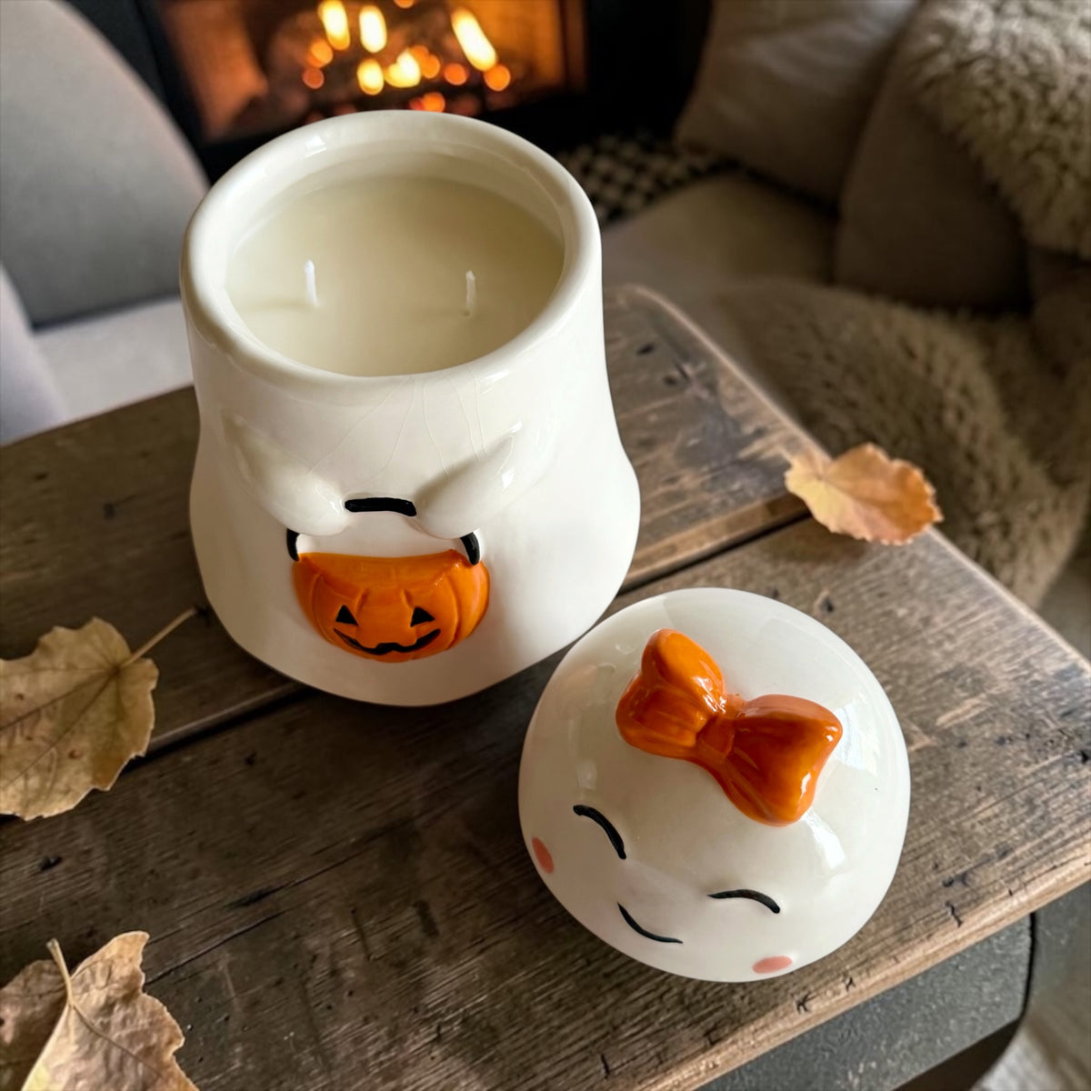Ghost with lid