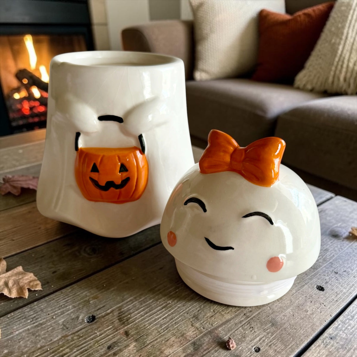 Ghost with lid